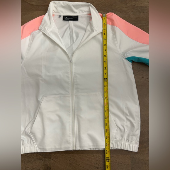 Under Armour Light Weight Jacket Size M - Picture 4 of 8
